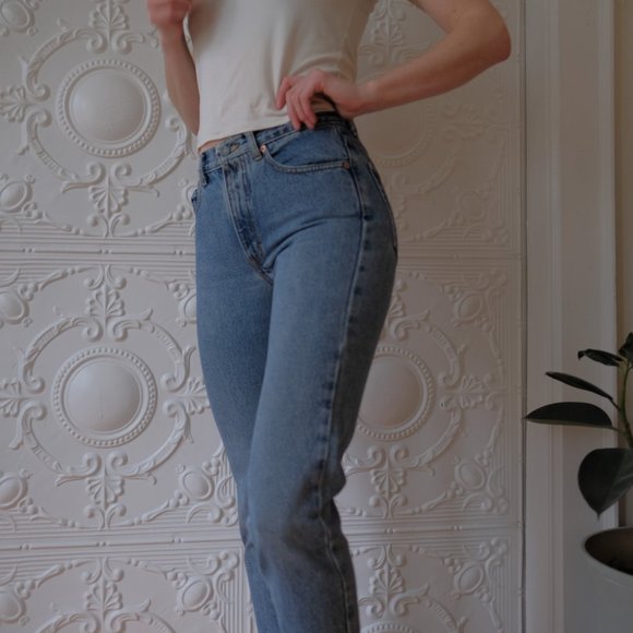 Vintage Calvin Klein Straight-Leg Jeans! - Picture 3 of 10
